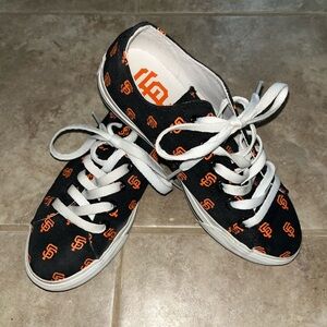 Women’s Row One San Francisco Giants sneakers MLB